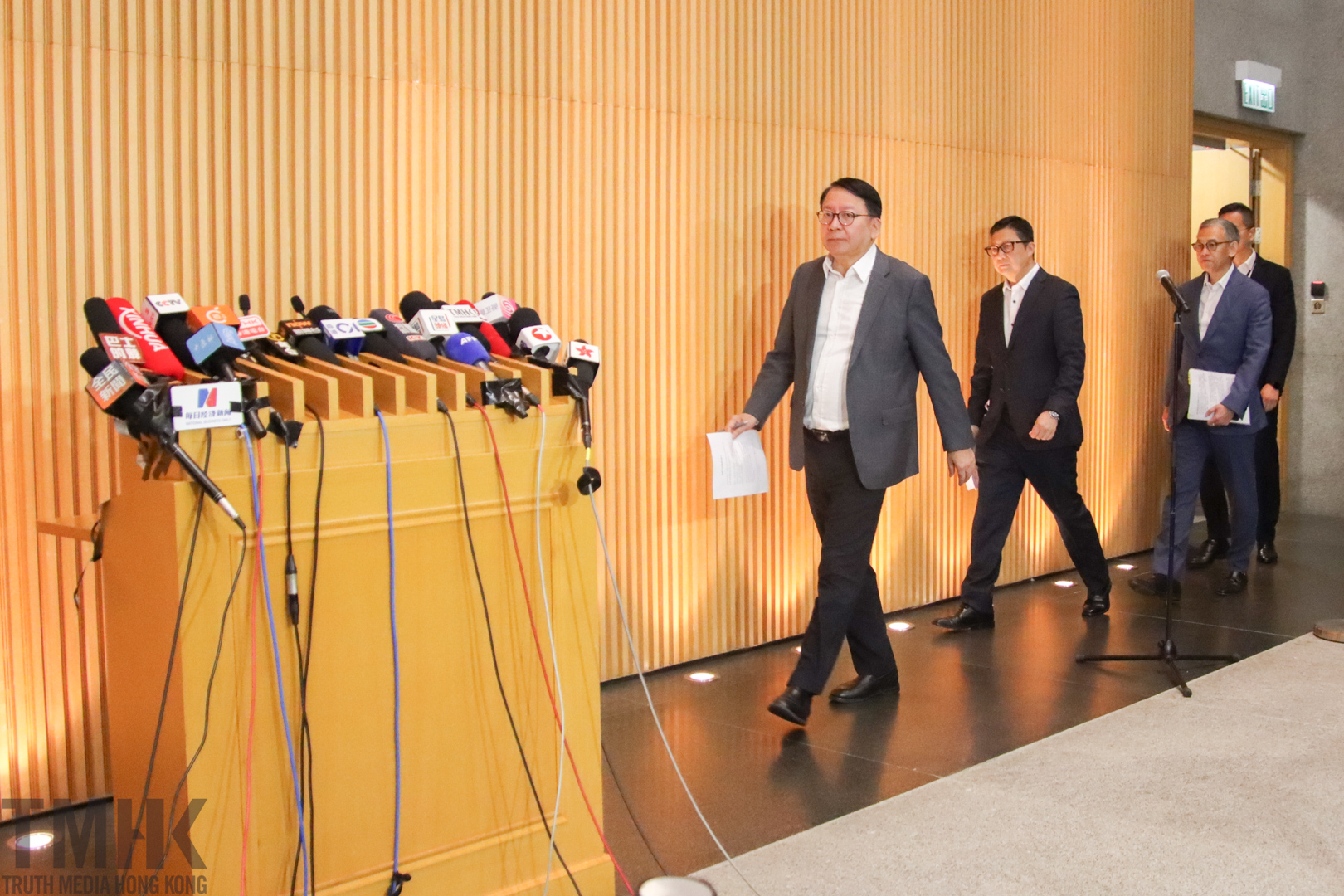 宏福苑大火七樣本未達標拘十四人陳國基：涉案者手法狡猾罔顧人命– TMHK – Truth Media (Hong Kong)